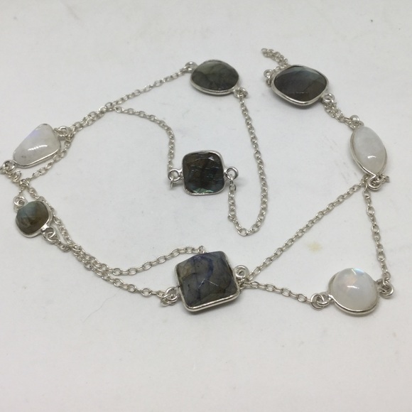 Handmade Jewelry - Moonstone and Labradorite Silver Long Necklace Handmade Jewelry - Moonstone and Labradorite Silver Long Necklace